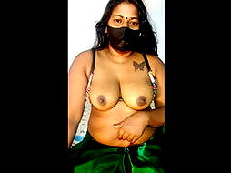 Indiann matured bhabhi ki hot boobs