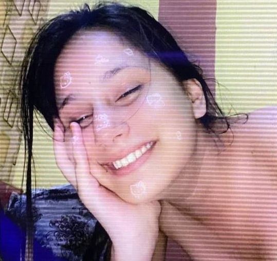 Beautiful Indian Girl Soniya Remove Top Showing Boobs Giving Blowjob to Boyfriend in Car Nude