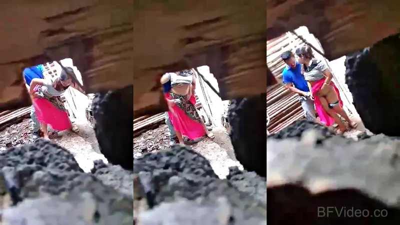 Desi Lover Standing Outdoor Hidden Cam Sex