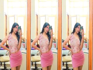 Sexy Desi Girl Shows Boobs Part 1