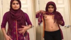 Sexy Muslim Girl Flaunting Her Boobs
