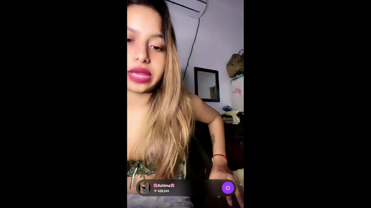 Big boobs tango model