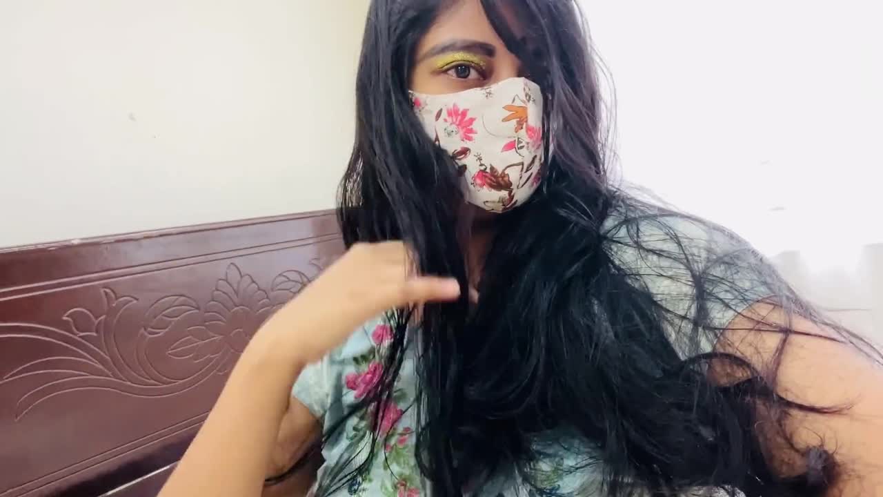 Horny Muslim Wife Seduces Her Husband in Real Desi Home Video