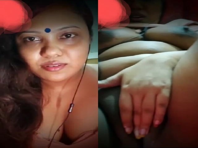 Married bhabhi fingering pussy with unsatisfied sex mood